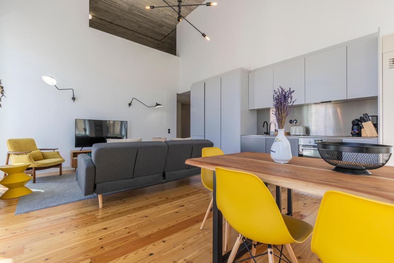 Glamorous 3Bdr Apartment In City Center By Lovelystay Lisboa Exteriör bild
