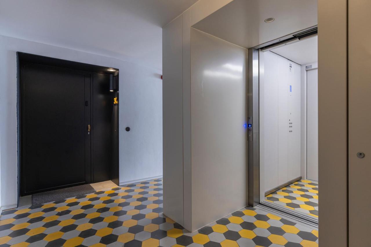 Glamorous 3Bdr Apartment In City Center By Lovelystay Lisboa Exteriör bild