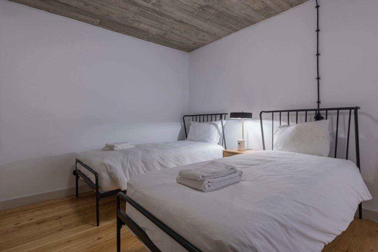 Glamorous 3Bdr Apartment In City Center By Lovelystay Lisboa Exteriör bild