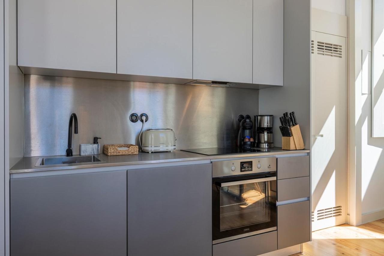 Glamorous 3Bdr Apartment In City Center By Lovelystay Lisboa Exteriör bild