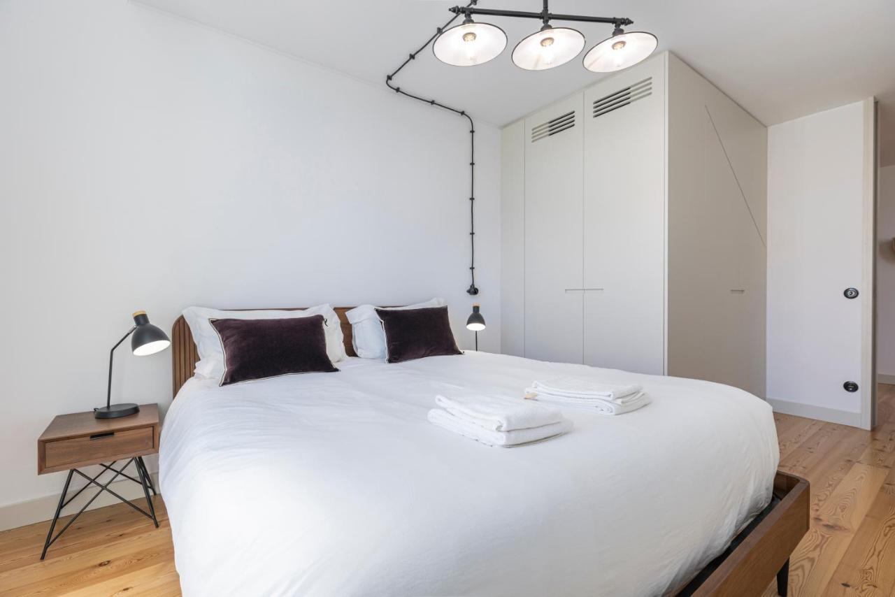 Glamorous 3Bdr Apartment In City Center By Lovelystay Lisboa Exteriör bild