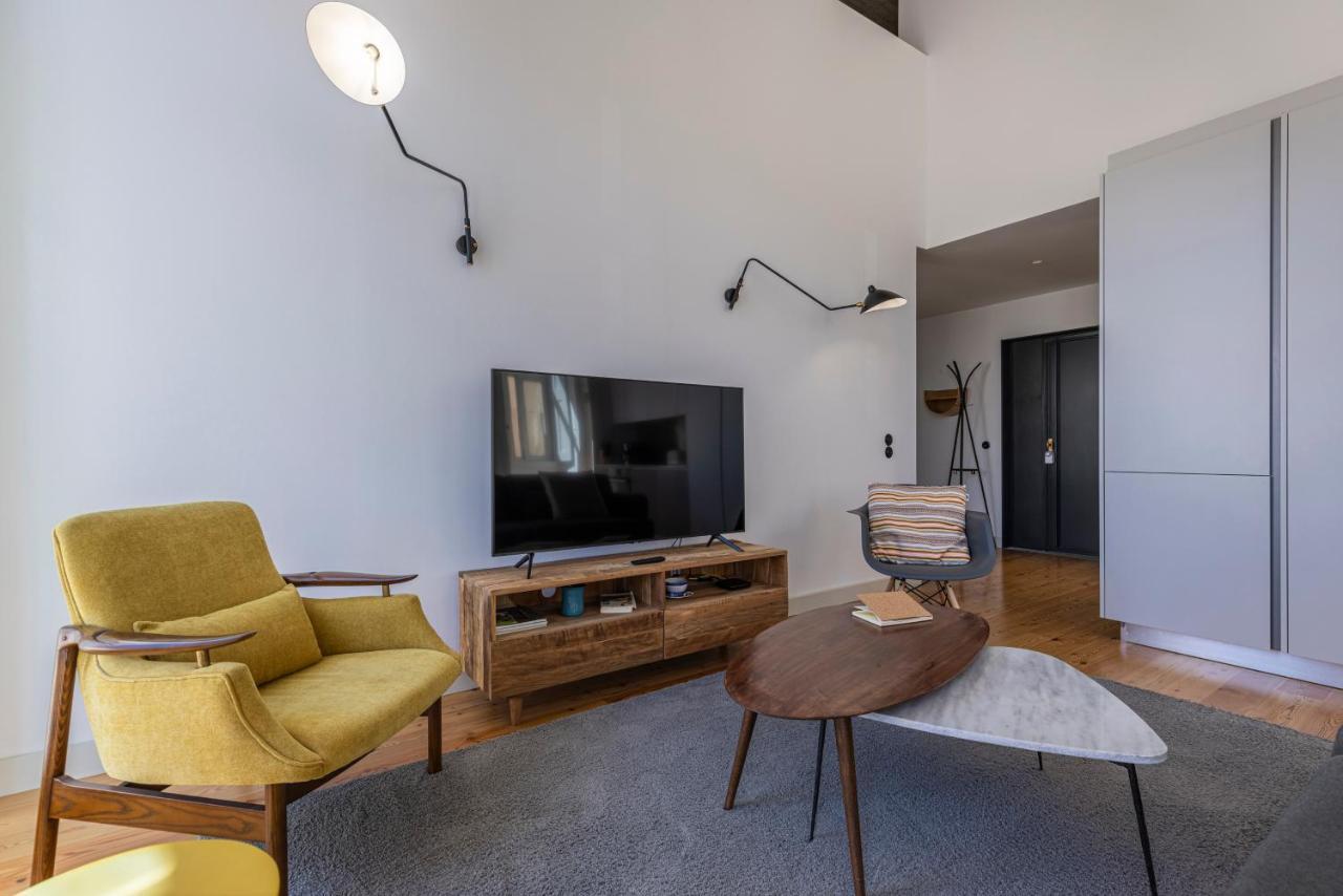 Glamorous 3Bdr Apartment In City Center By Lovelystay Lisboa Exteriör bild