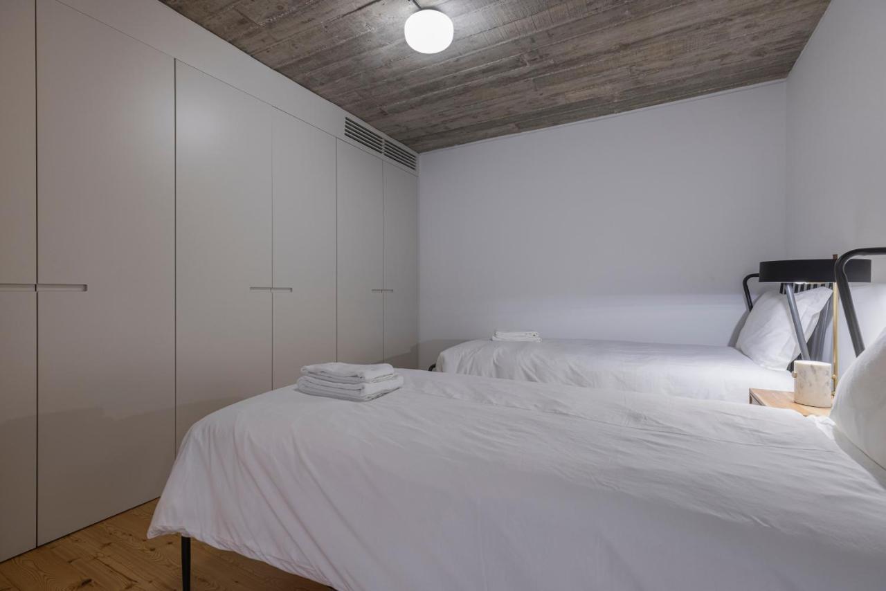 Glamorous 3Bdr Apartment In City Center By Lovelystay Lisboa Exteriör bild